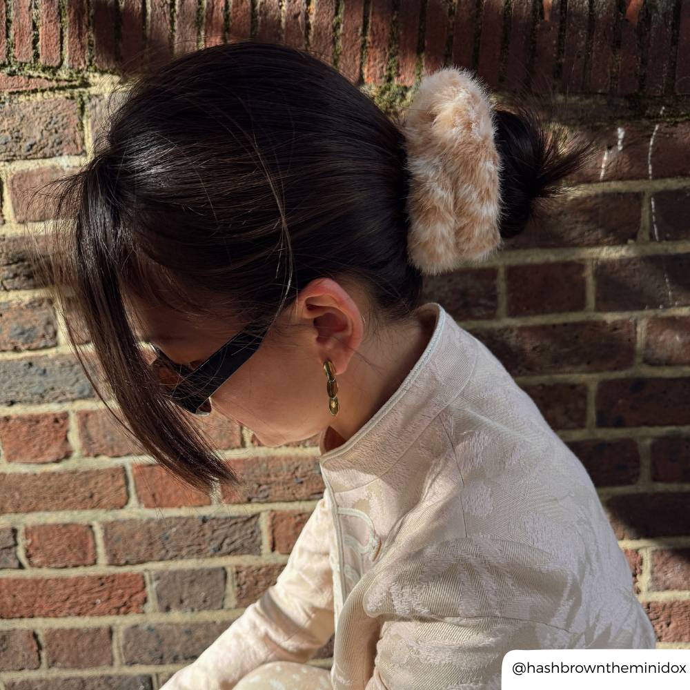 Coconut Lane - Scrunchie - Fluffy Fawn